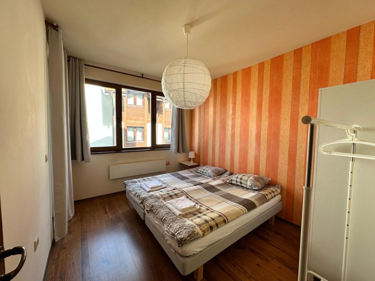 Neon Luxury Apartments Next To The Gondola Bansko Esterno foto
